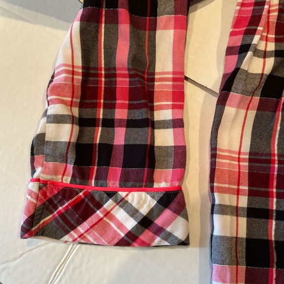 🛍️Victoria's Secret Pink Plaid PJ Top, sz M - Picture 3 of 6